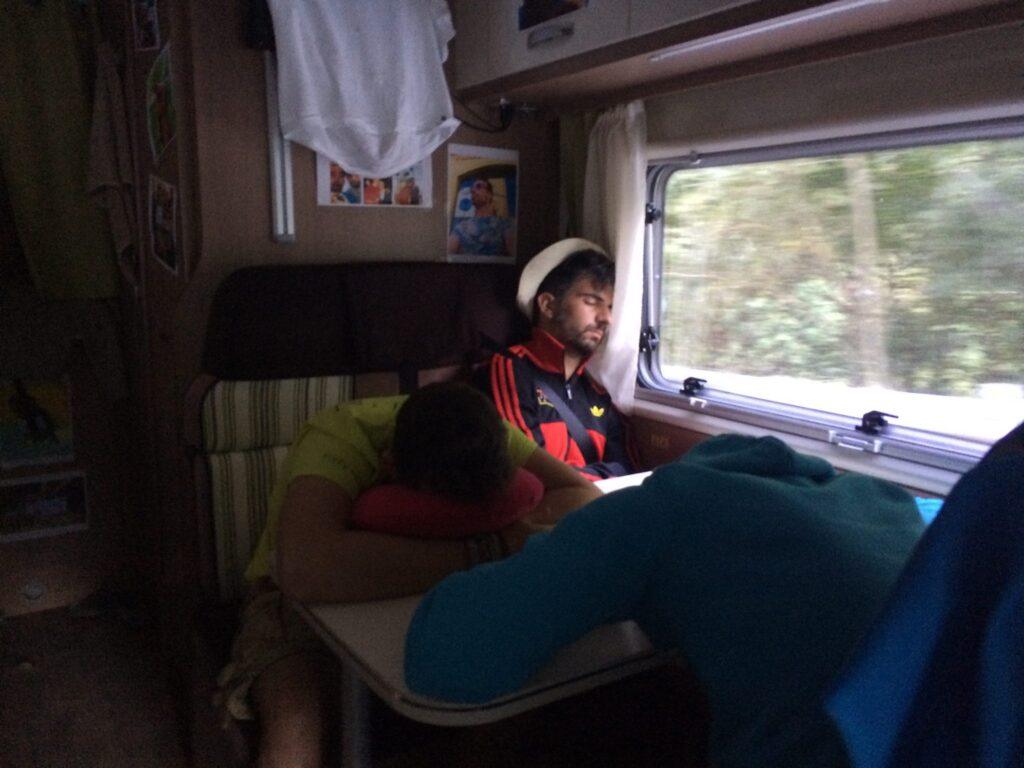 todos sobando 2015-07-20 08.04.45